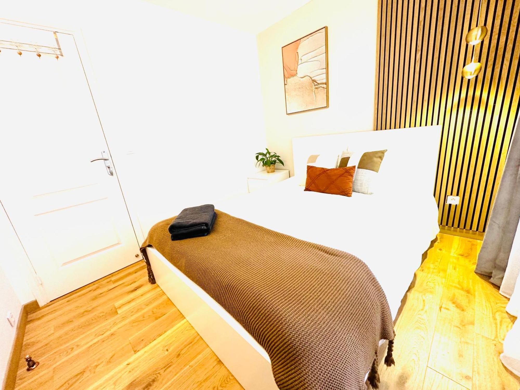 Spacieuses Flats 2 Bedroom Bastille Centre *
