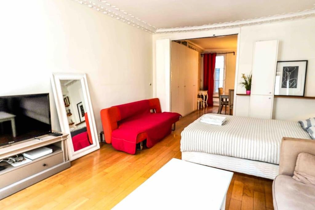 Spacious Studio Near Montorgueil Appartement Paris