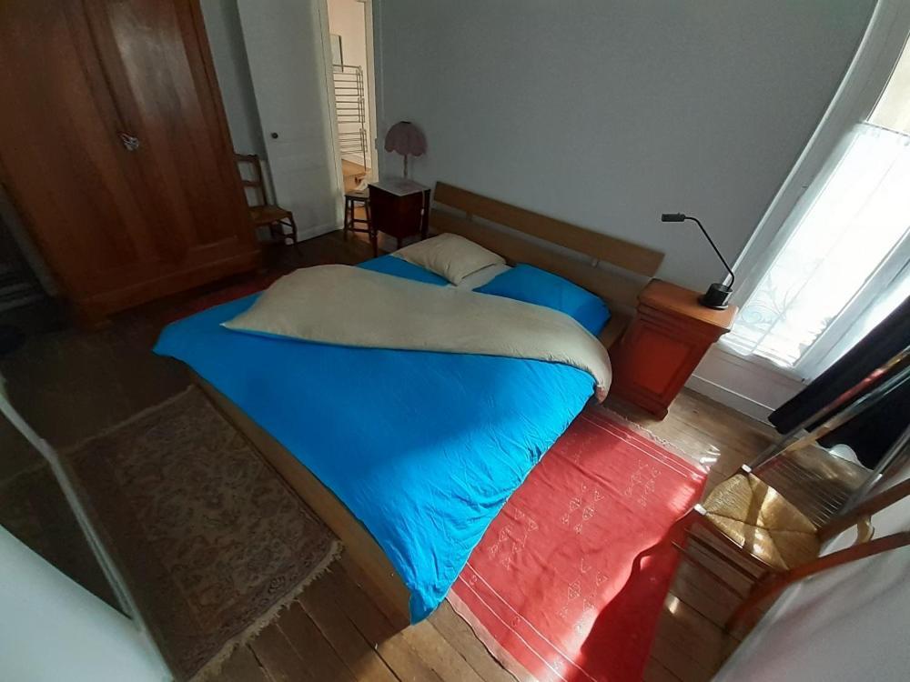 Apartment Petroff Paris
