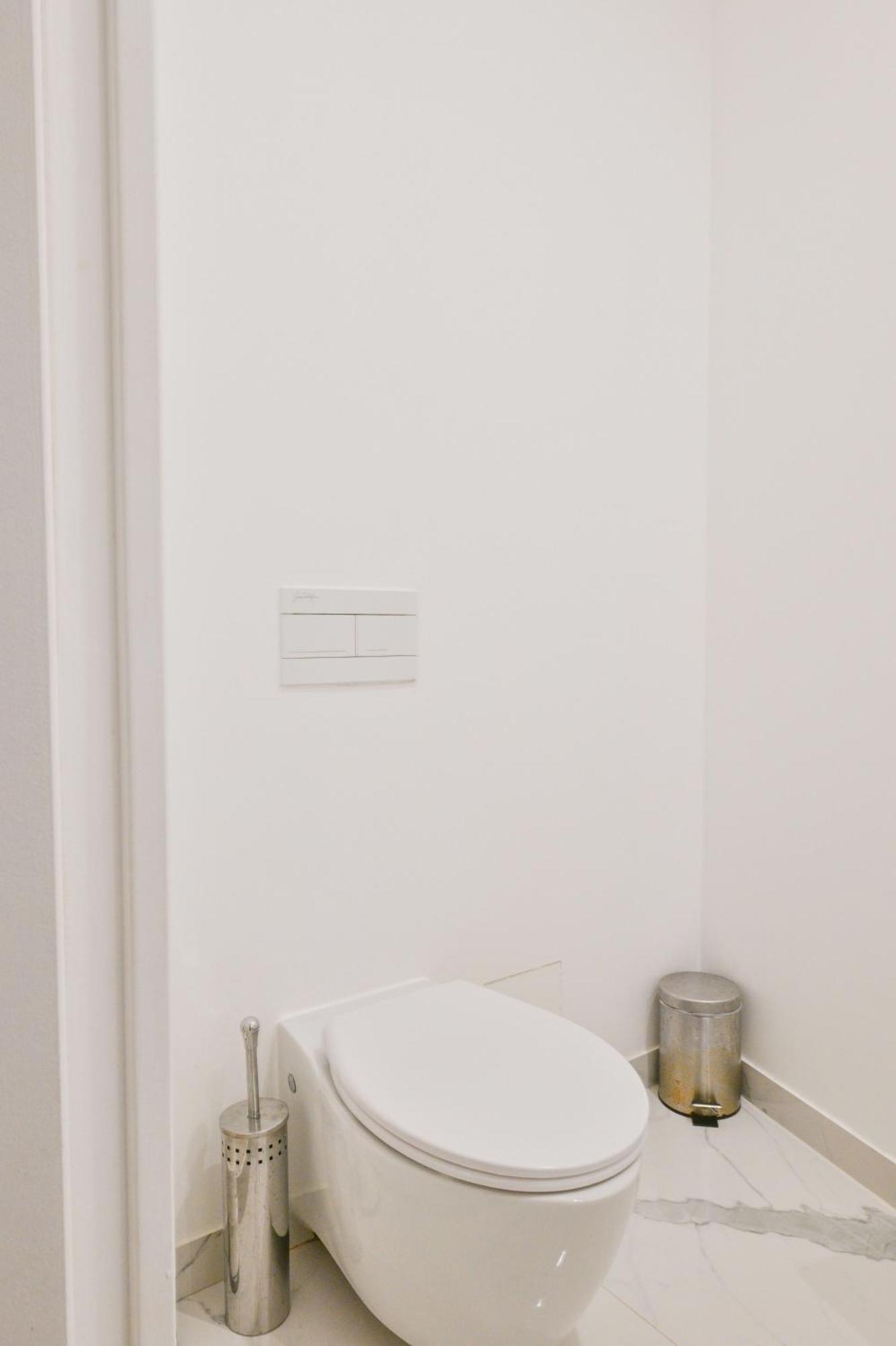 Sacre-coeur Modern 4bd With Sauna For 10 Guests! Paris