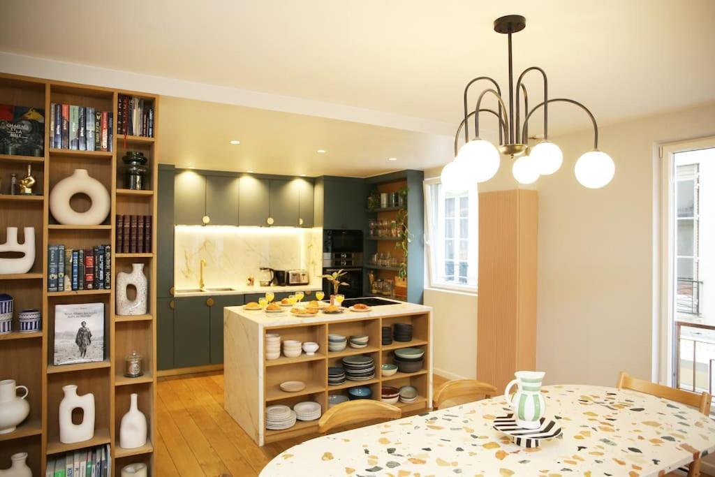 Experience Parisienne En Plein Coeur Du Marais Appartement *