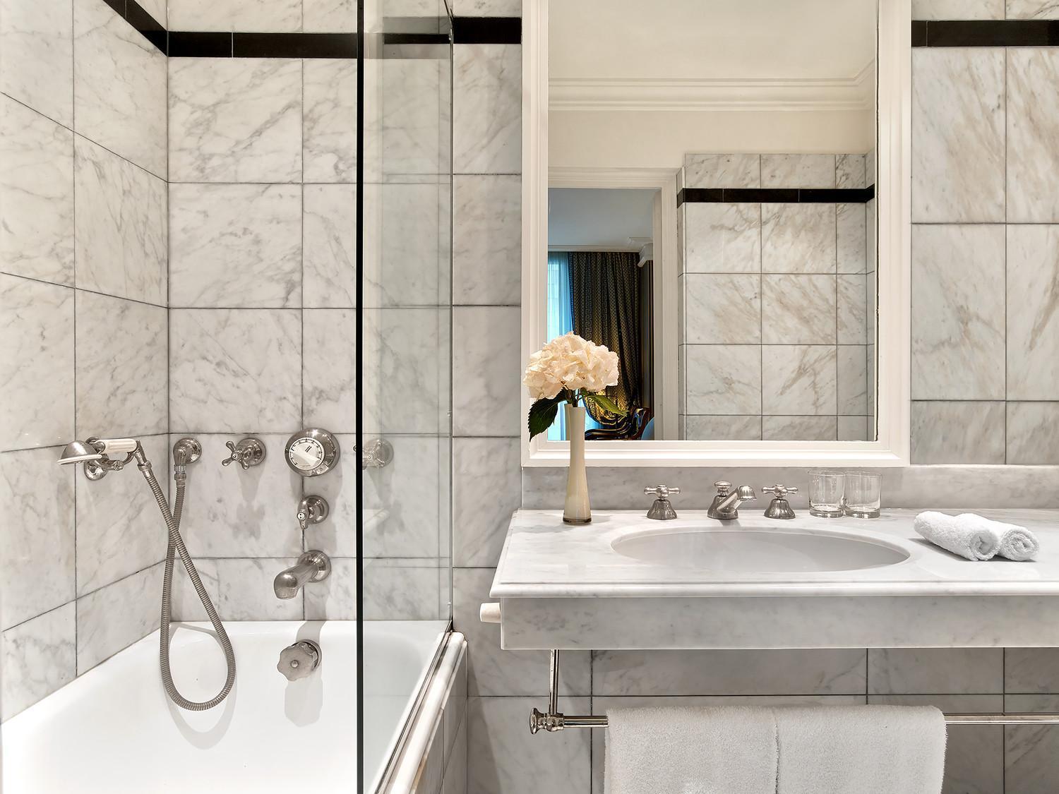 Hotel Le Dokhan's Arc De Triomphe, A Tribute Portfolio Paris
