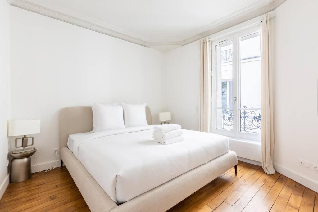 Apartment Eiffel Tower - New Renovated 4 People
