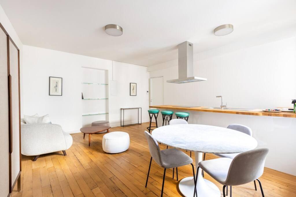 Tour Eiffel - Invalides - Renove Apartment Paris
