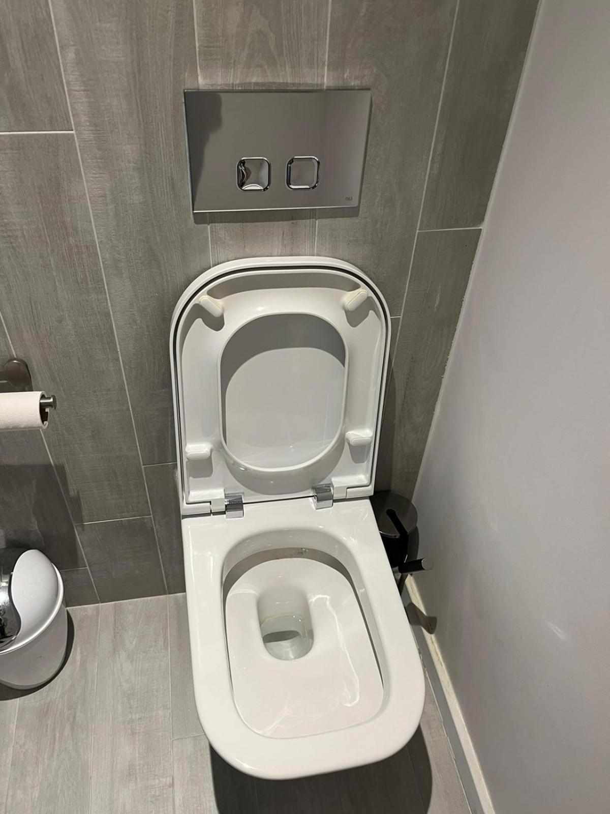 Apartment A 1 Minutes Du Parc Des Expositions Paris