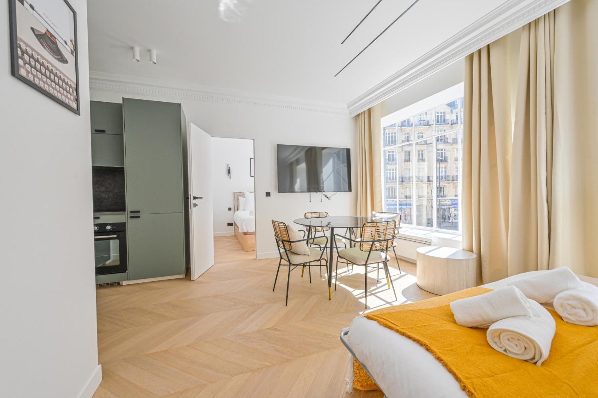 Lovely & Exclusive Parisian Flat Apartment