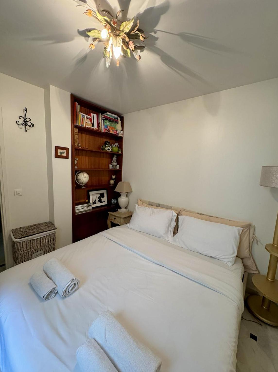 Grand Et Central, 8e Pres Elysee Apartment Paris