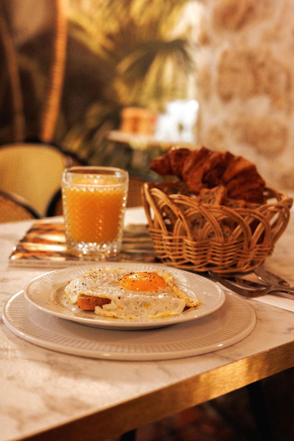 De Fleurie Hotel 3*