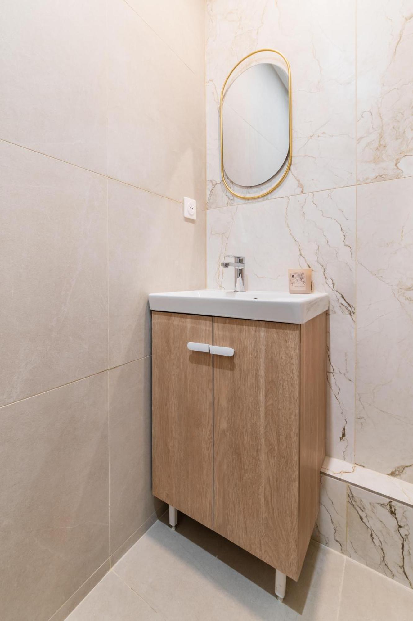 Flat Rue D'assas Private Garden Apartment *