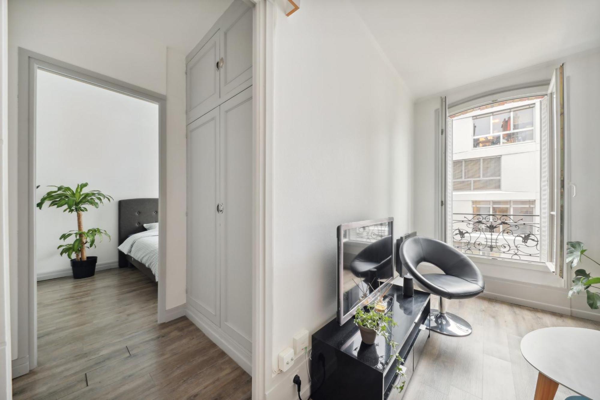 Apartment Pasteur Montparnasse - Dulac 1bdr - B'your Paris
