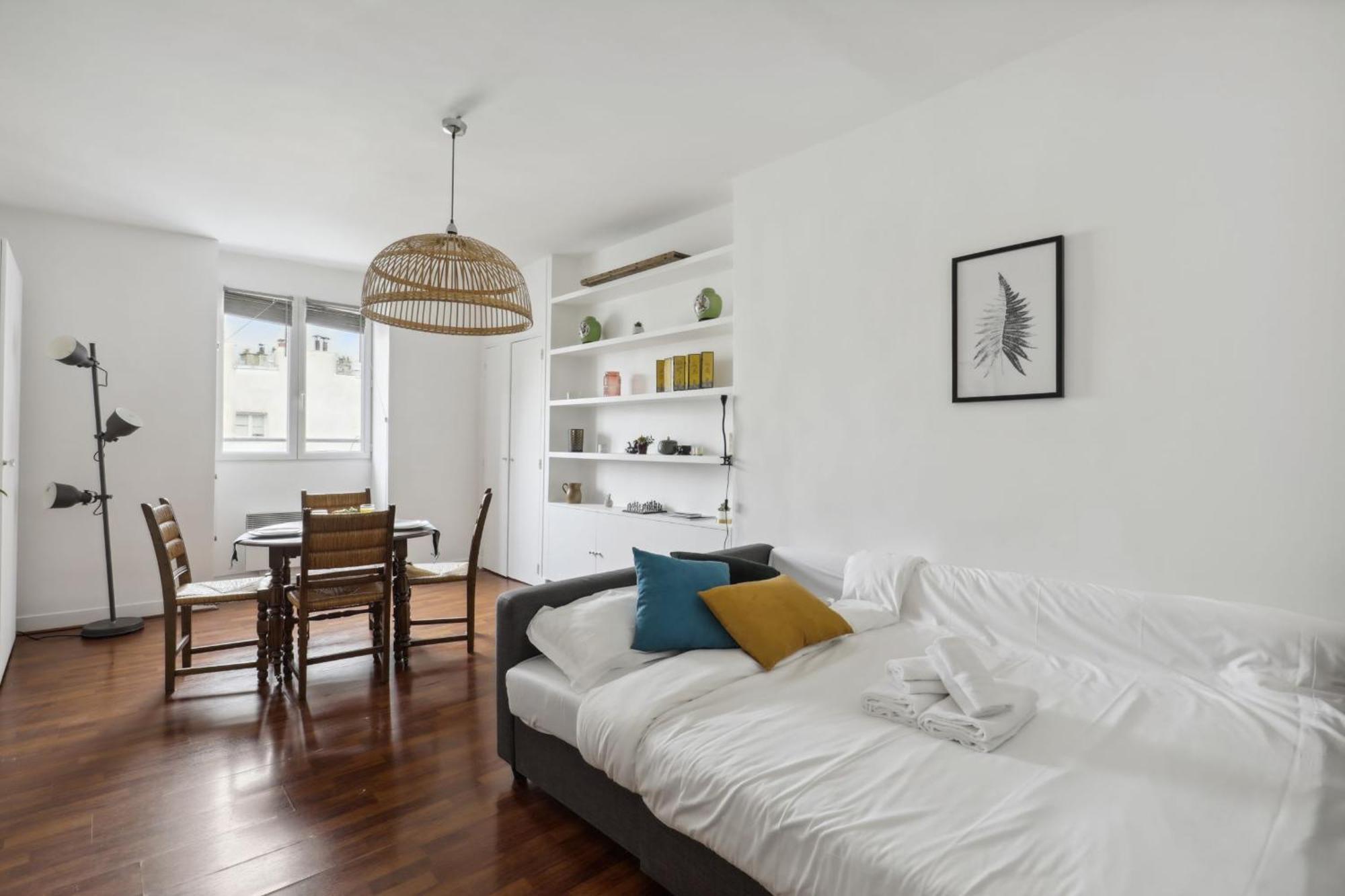 Le Marais & Place Des Vosges - Cityapartmentstay Paris