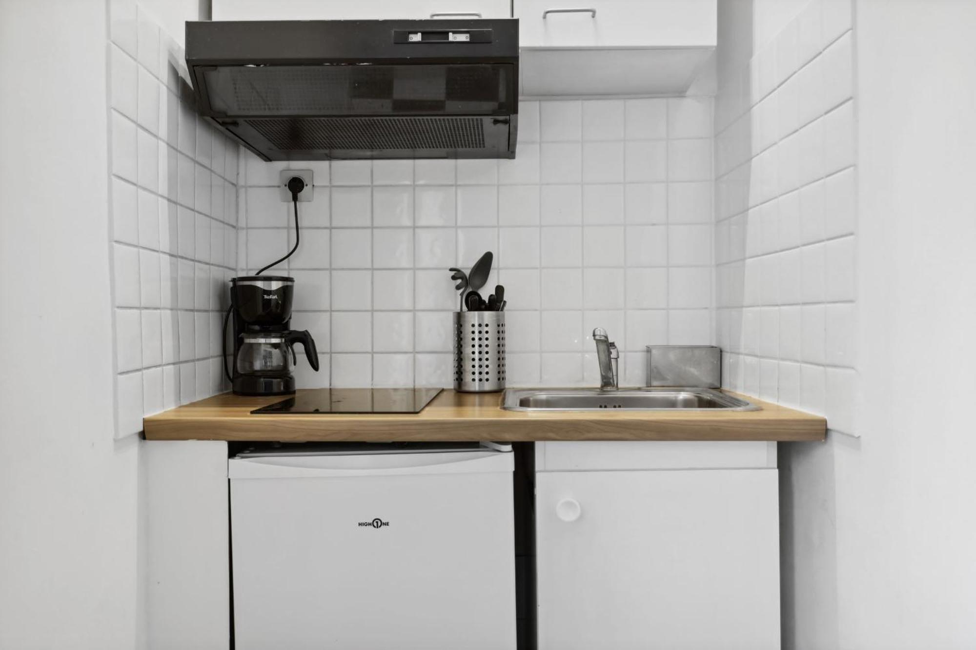 Le Marais & Place Des Vosges - Cityapartmentstay Apartment