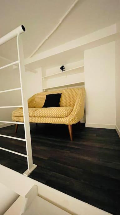 Appartement 6 Pieces / 5 / Calme / Rdc Paris