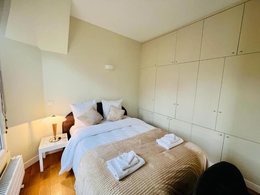 Suffren Apartment