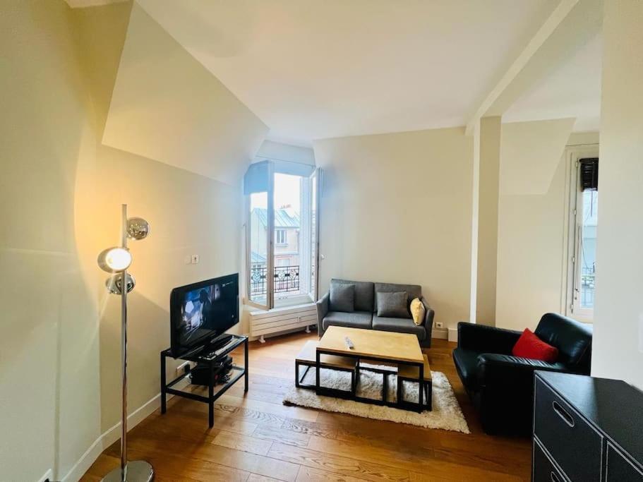 Apartment Suffren *