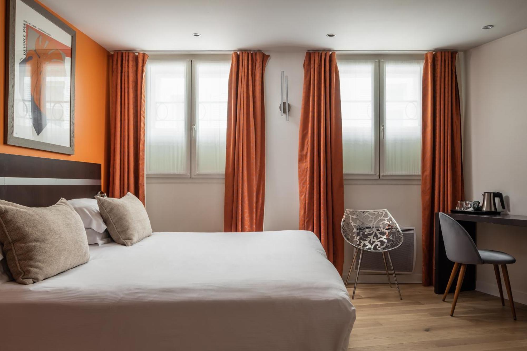 Arc De Triomphe Hotel Paris