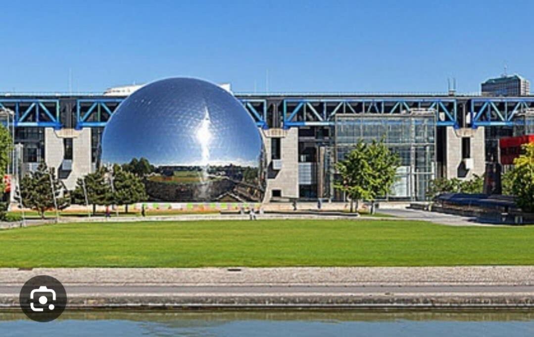 Holiday home Studio La Cite Des Sciences Paris
