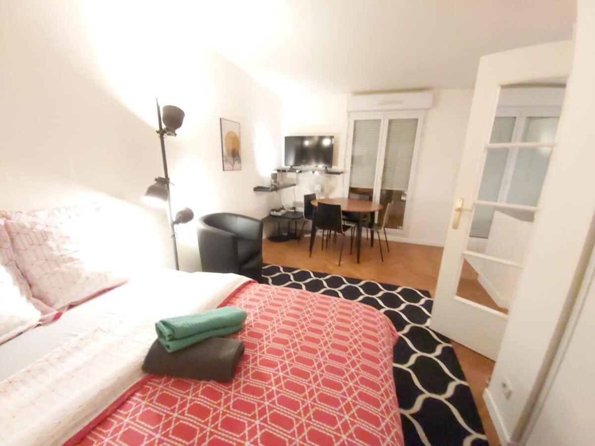 Holiday home Studio La Cite Des Sciences *