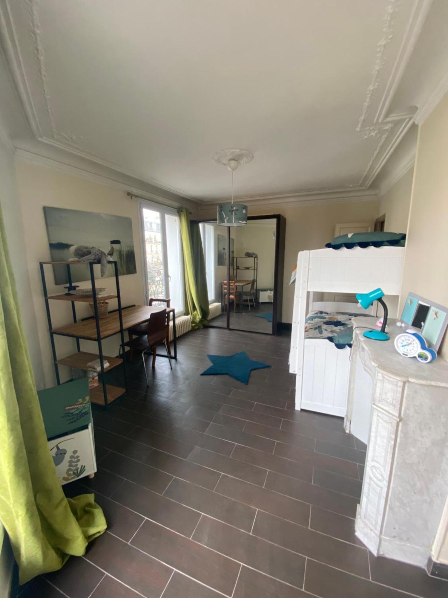 Familiale De 75m2 En Plein Coeur De Apartment