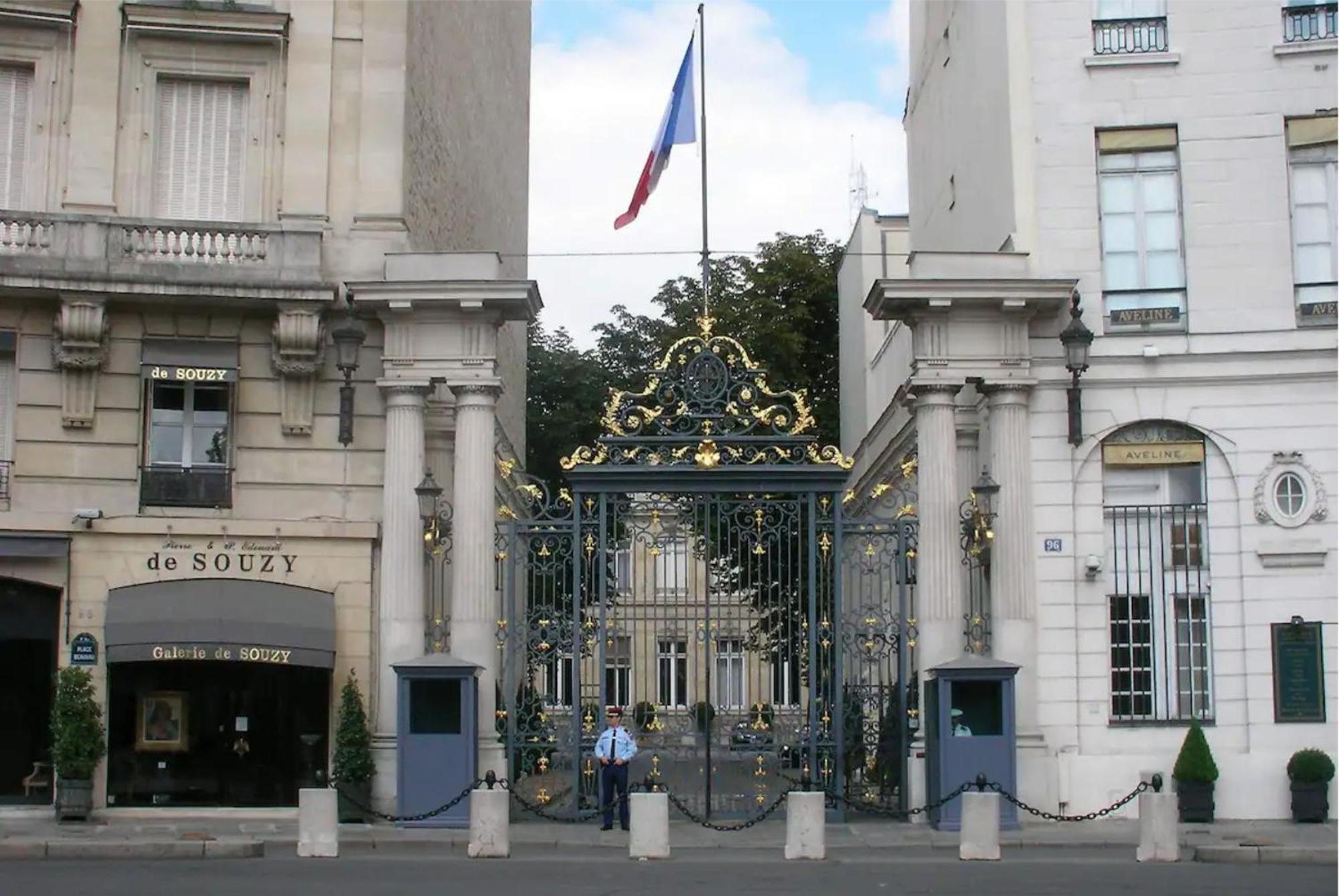 Champs-elysees/president Palace.terrace & Parking Apartment