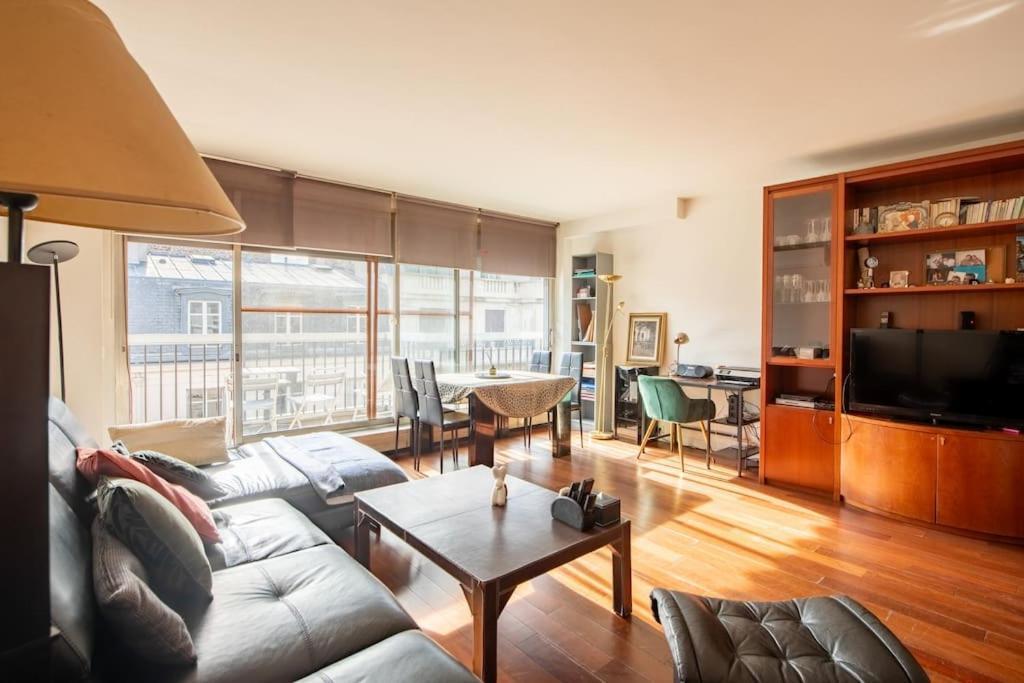 Apartment Paul Valery - Spacieux Proche De L'arc De Triomphe Paris