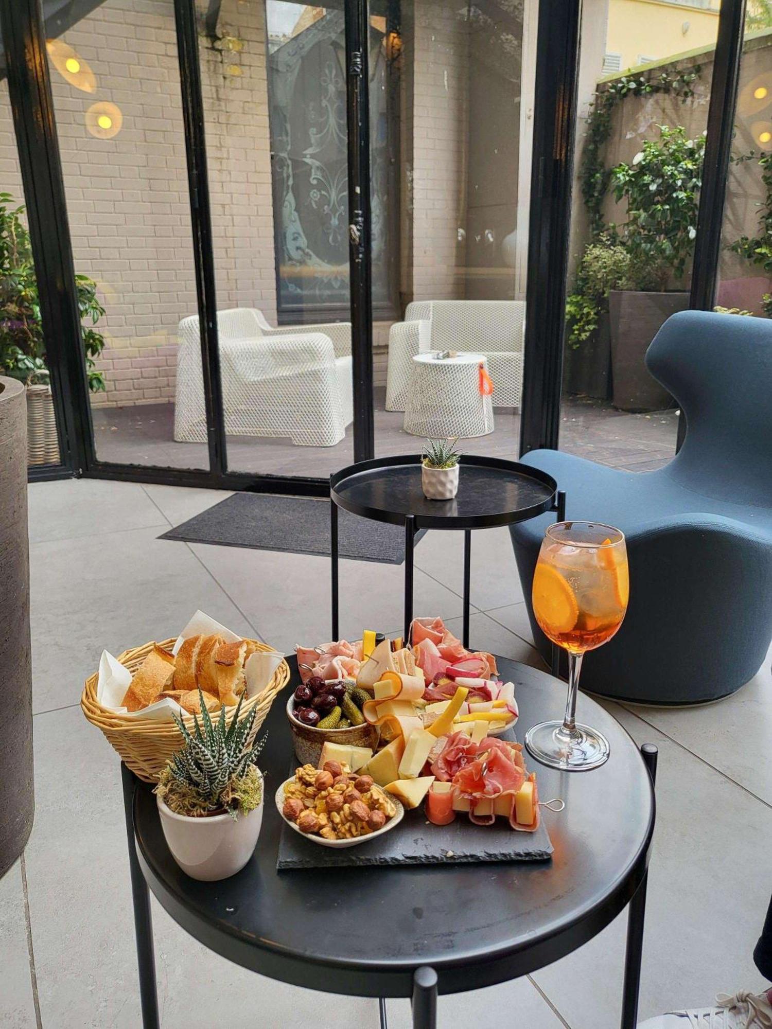 Mercure Alesia Hotel