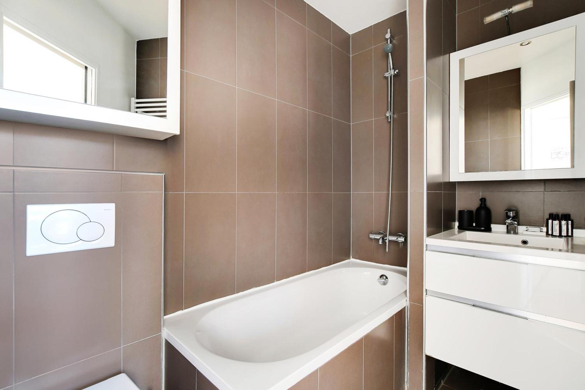 Marais Apartment