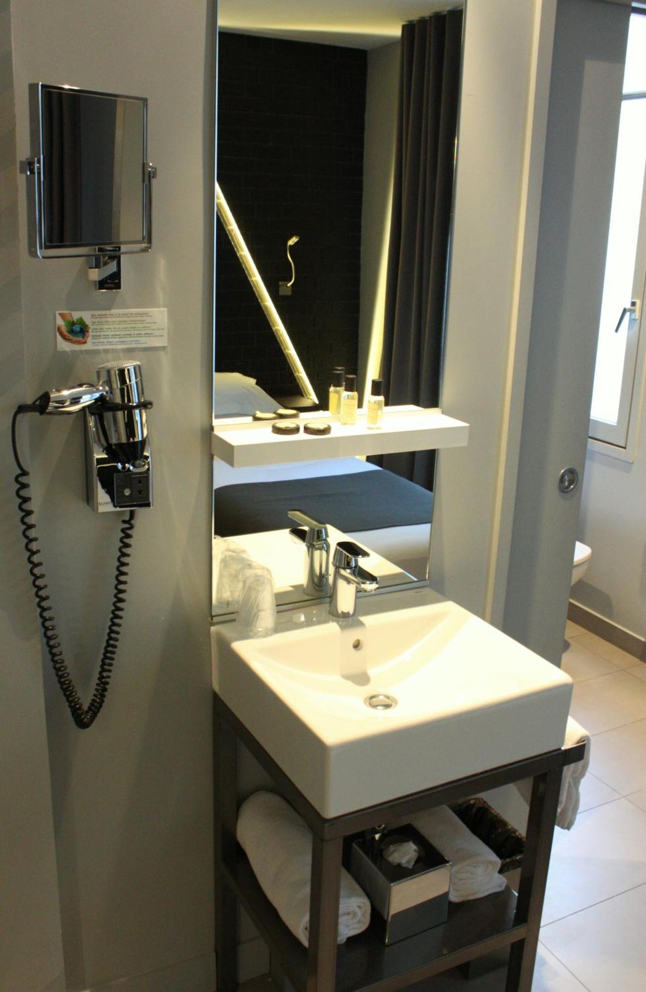 Hotel Arc De Triomphe Etoile