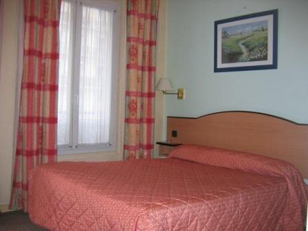Hotel Ferney Republique