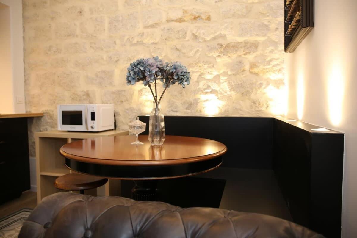 Appartement Drouot - 3 Pièces Luxueux Au Coeur De - 4p - 02 Paris