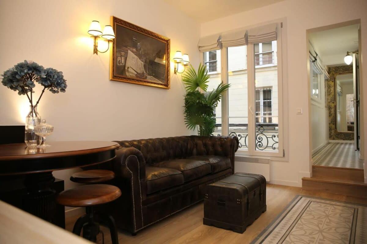 Appartement Drouot - 3 Pièces Luxueux Au Coeur De - 4p - 02