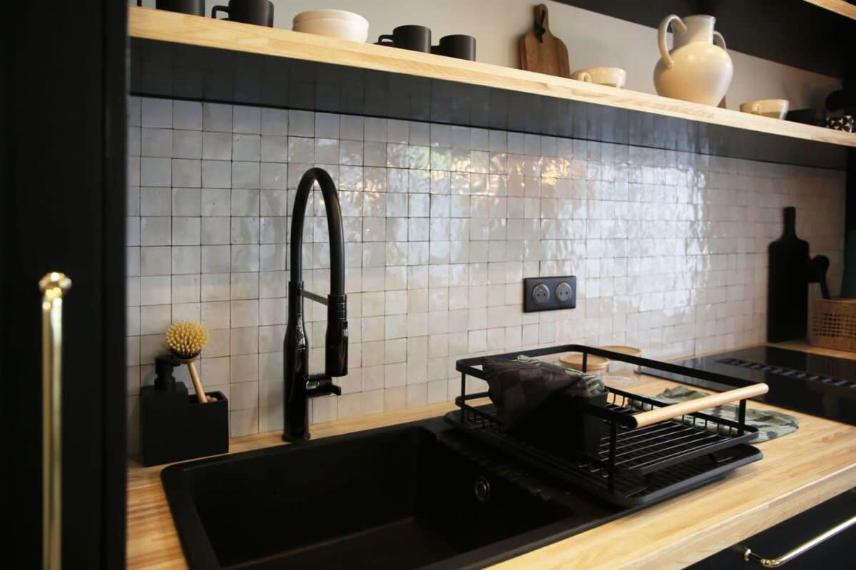 Appartement Familiale Sauna 10 - 8p - Flat-guest Paris