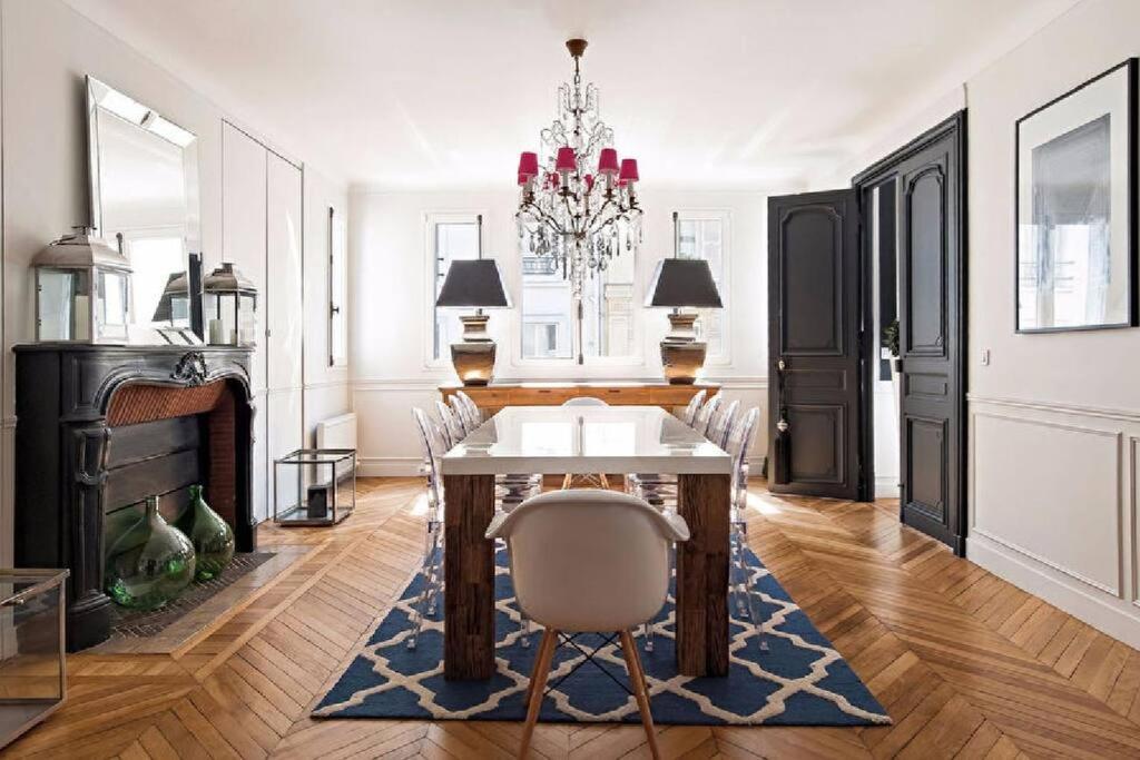 205sm Luxury And Design Flat At Montmartre Paris