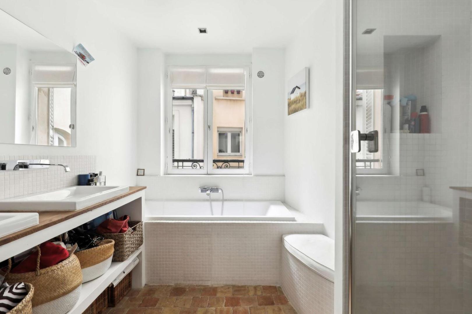 Apartment Grand 140m² A Deux Pas De La Tour Eiffel Paris
