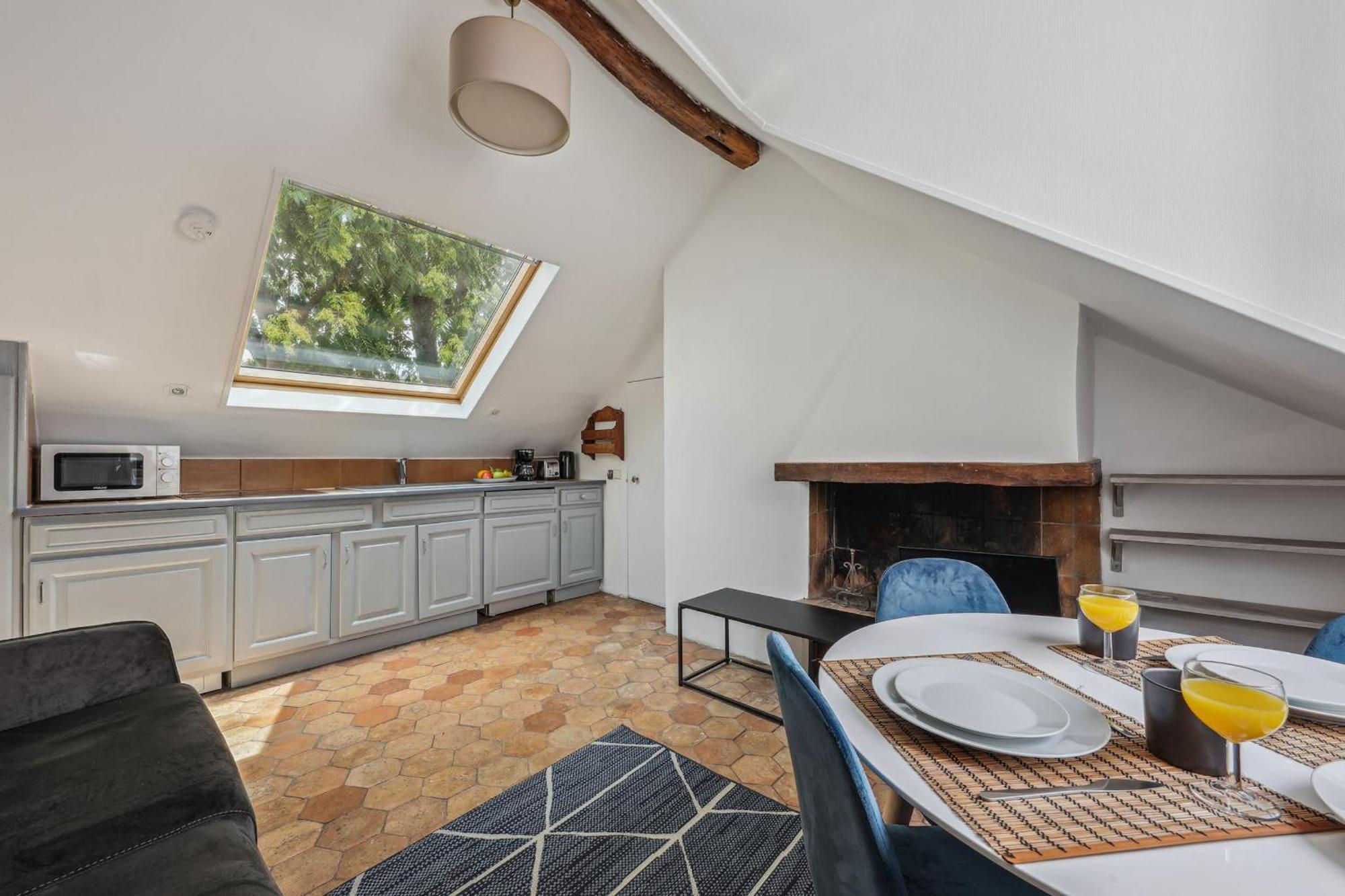 Heart Of Latin Quarter - 1br - Cityapartmentstay