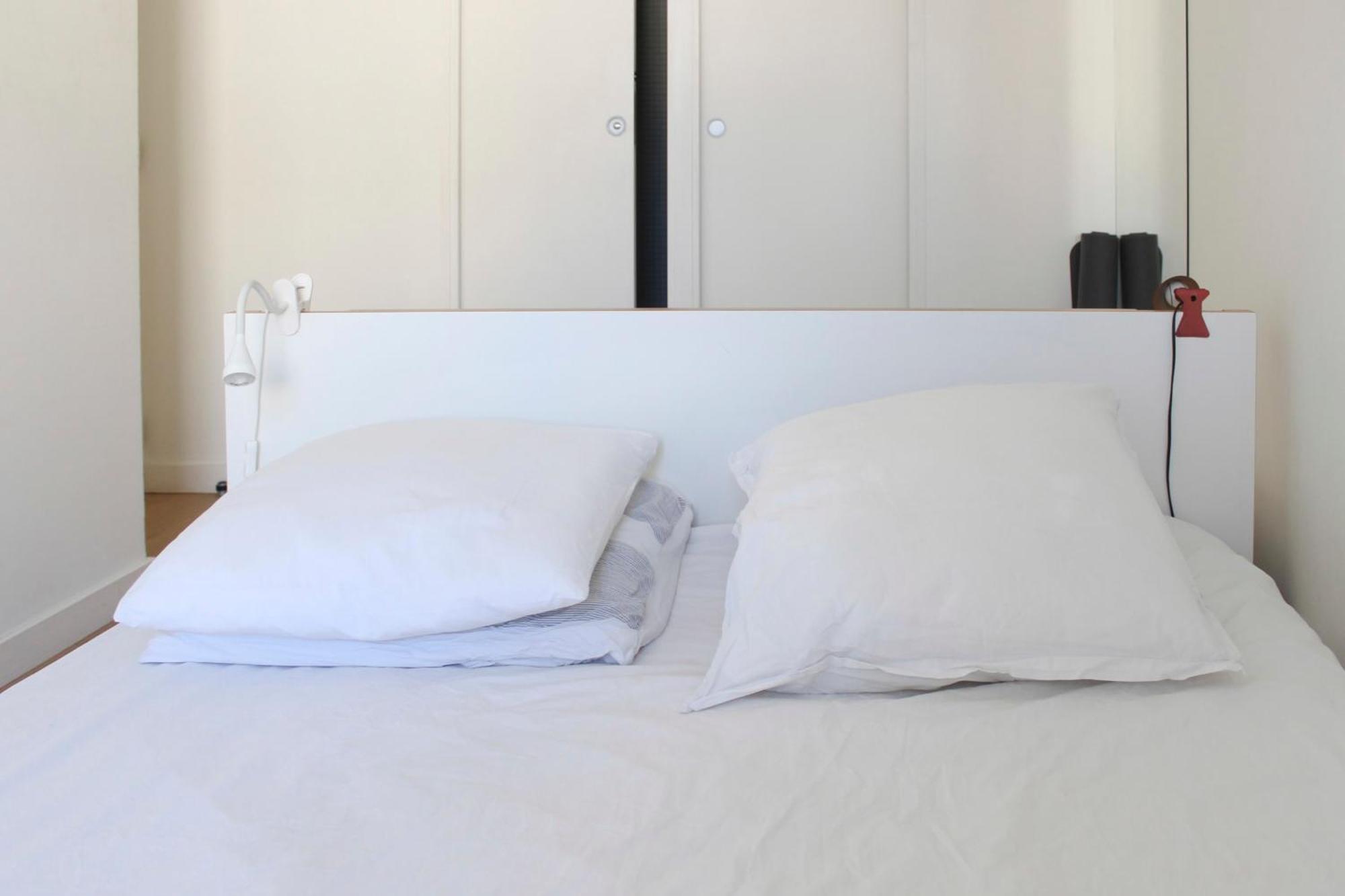 Apartment Spacious Cocoon With A Terrace View On The Canal Paris