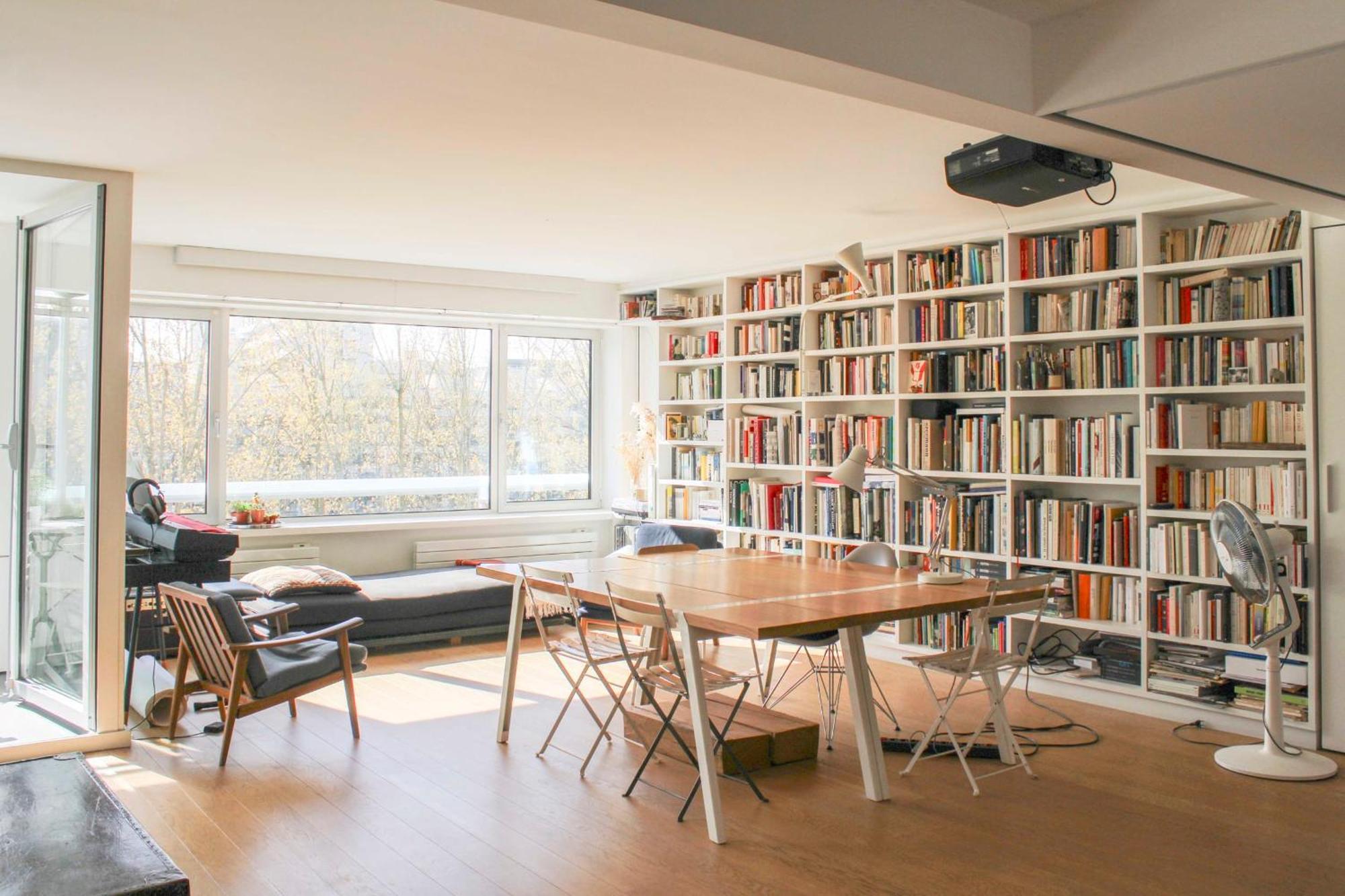 Apartment Spacious Cocoon With A Terrace View On The Canal