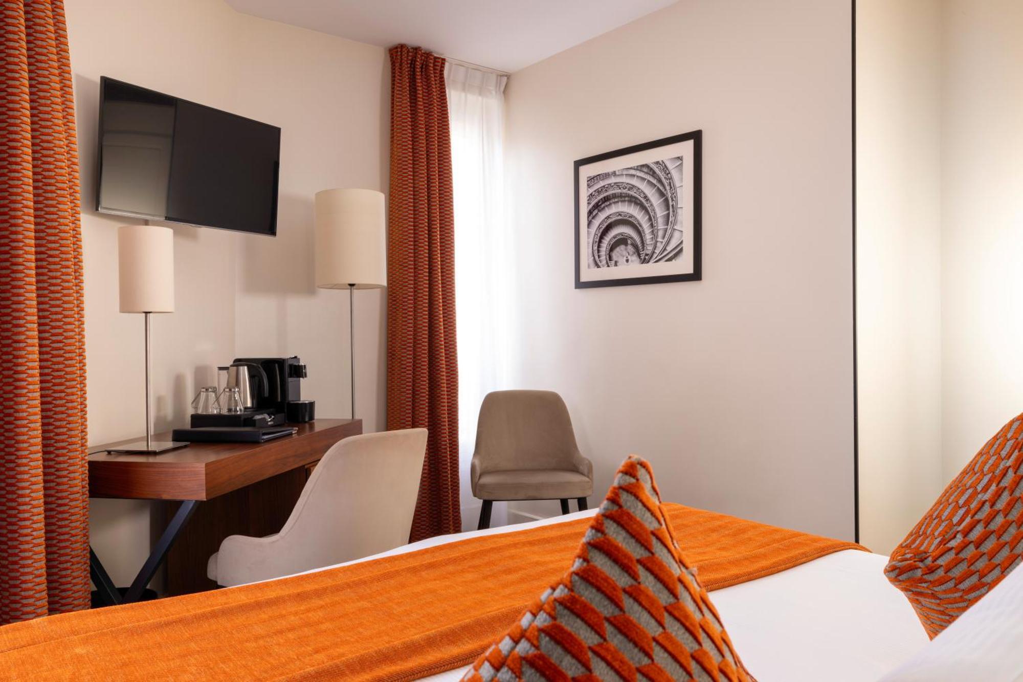 Elysées Bassano 4* Paris