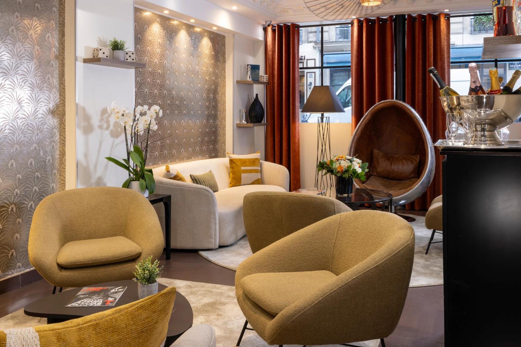 Elysées Bassano Paris
