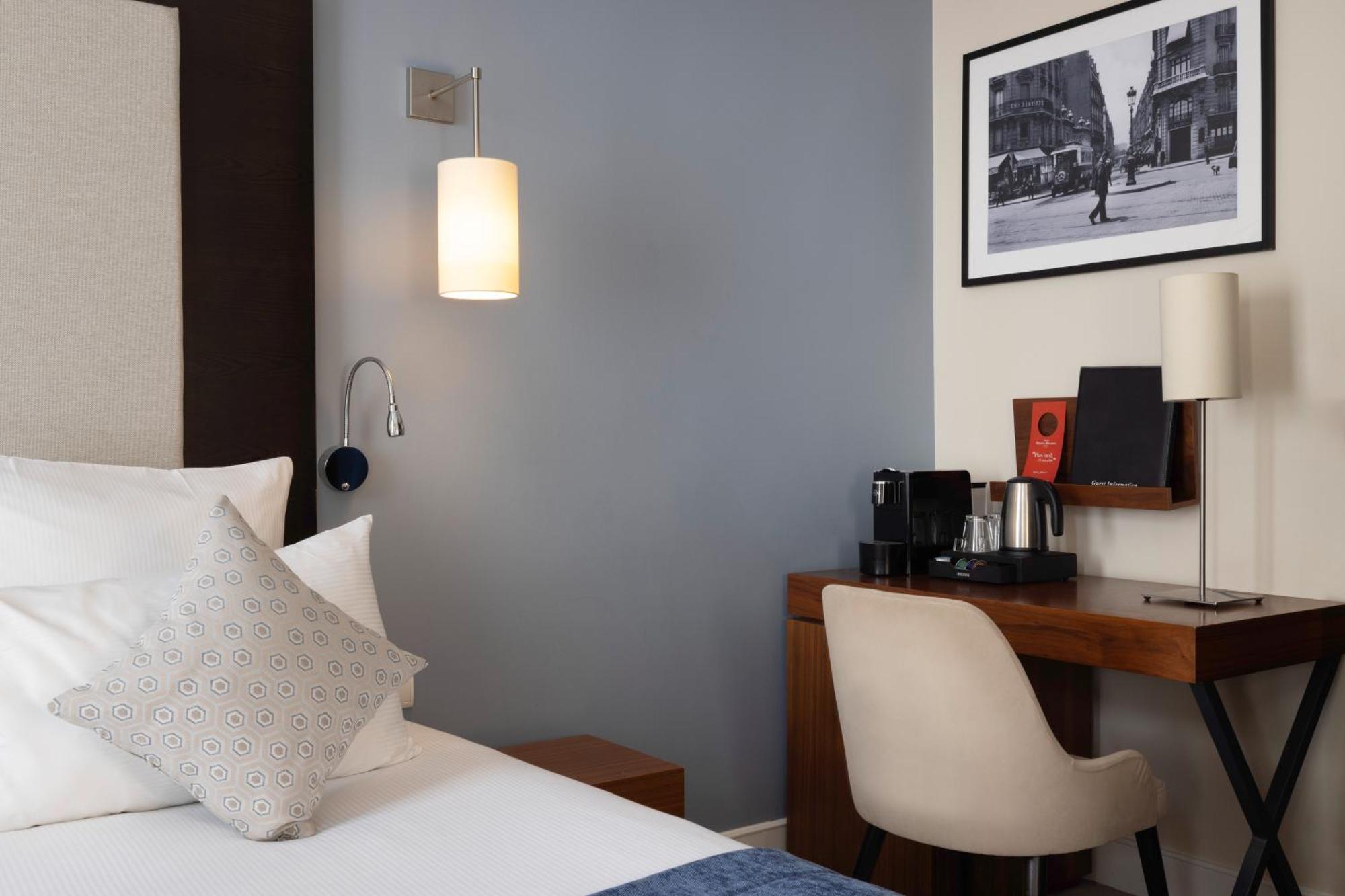 Elysées Bassano 4* Paris