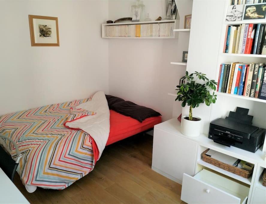 9e, Rue Des Martyrs, Calme & Lumineux *