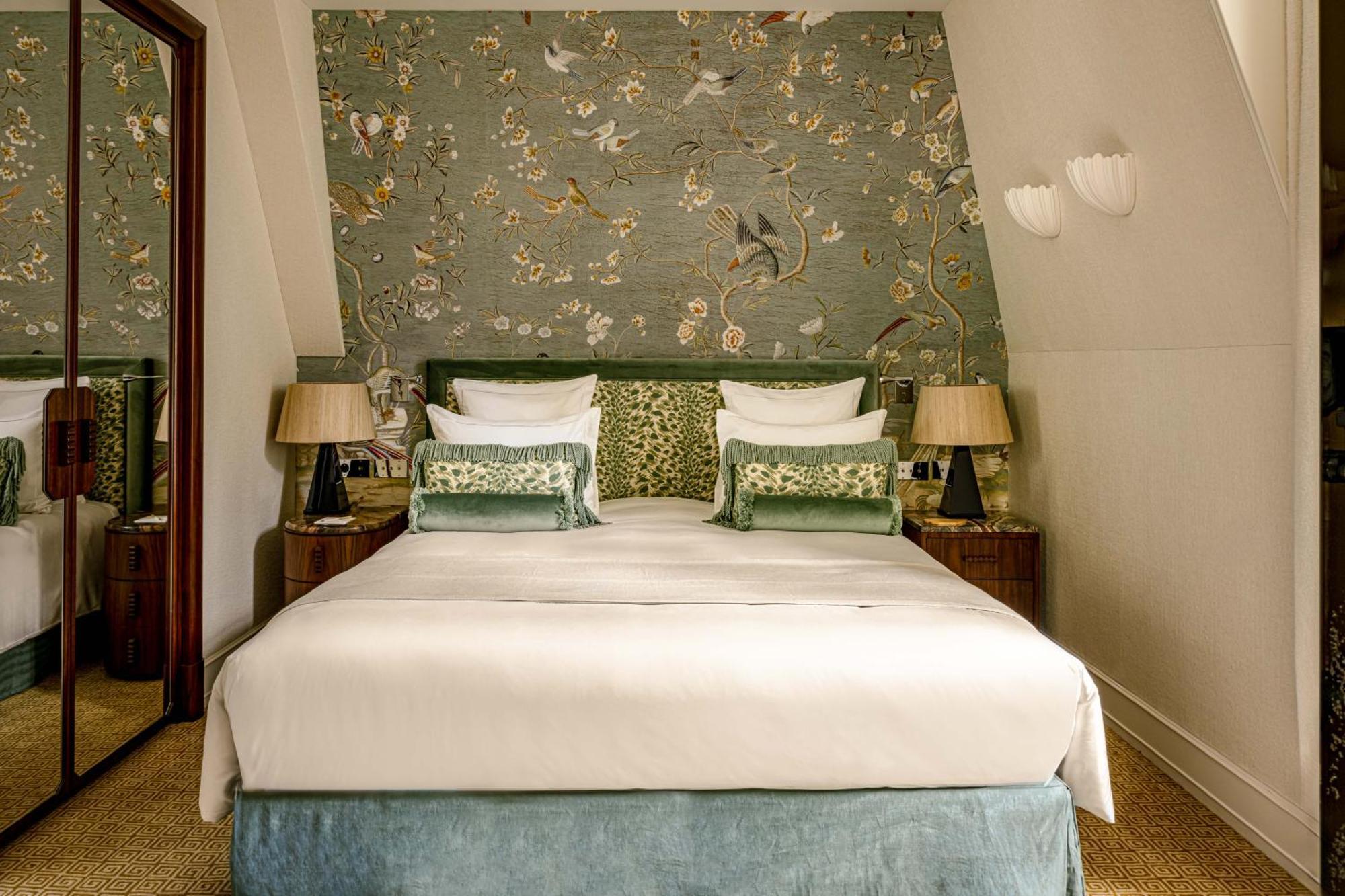 Saint Hotel Paris