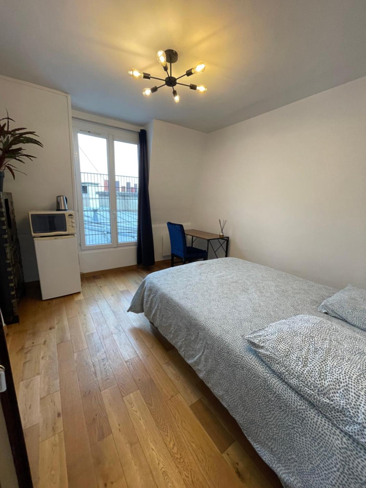 Private Center Apartment Paris