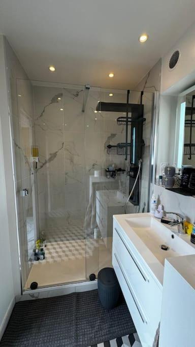Apartment Situe A - Vue Sur Paris