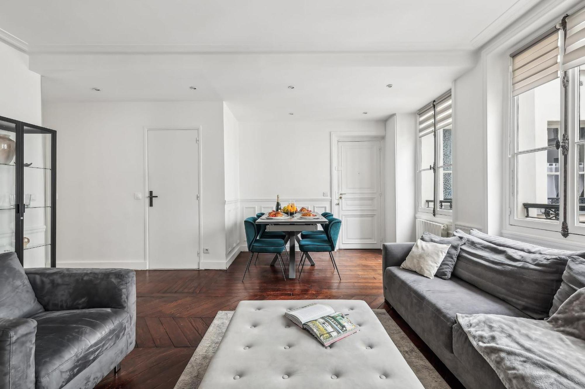 Champs Elysees - 3br - Cityapartmentstay *
