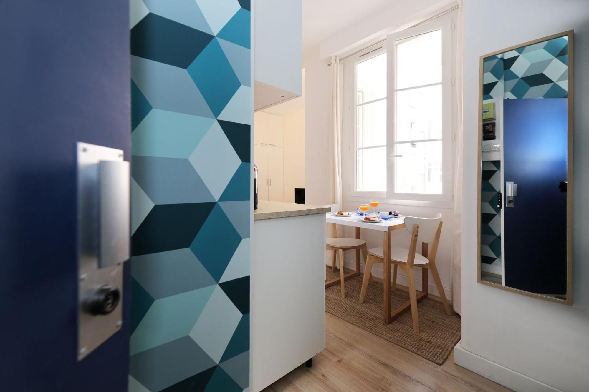 Studio Atypique Refait A Neuf - 10 - 2p Paris