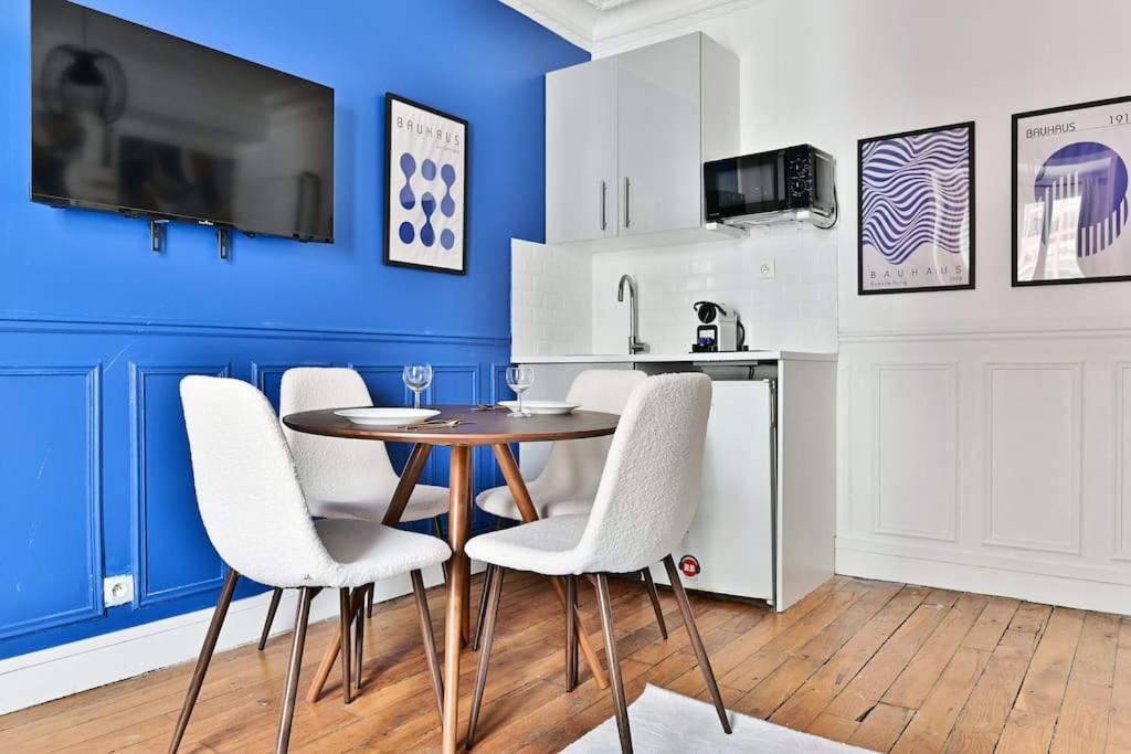 Paisible Centre De - Bleu Apartment Paris