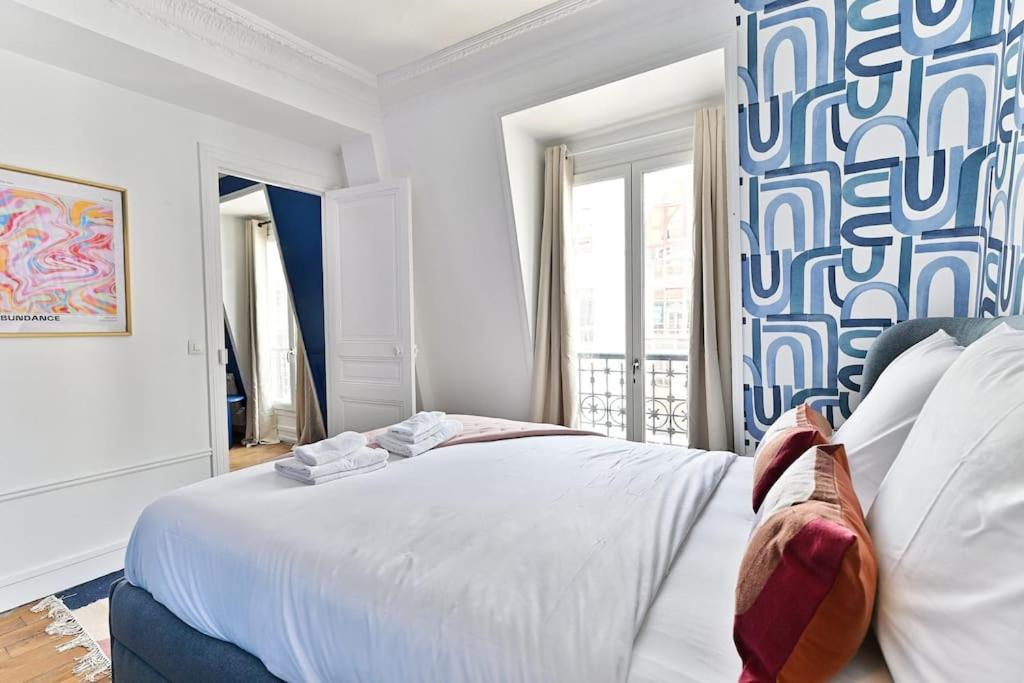 Apartment Paisible Centre De - Bleu Paris