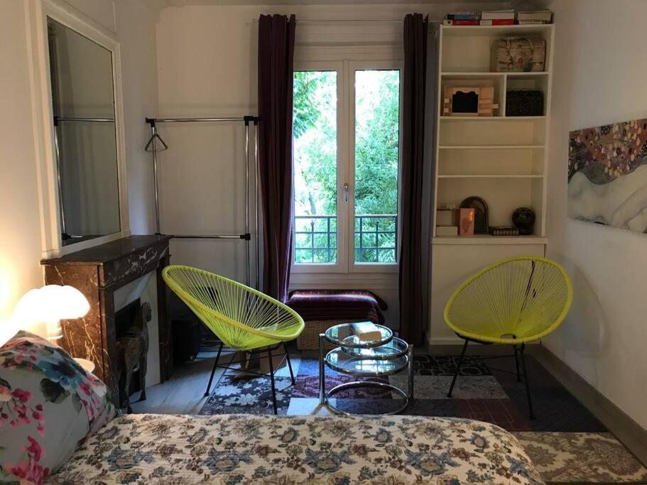 2 Piece 52 M2 Vue Jardin * Paris