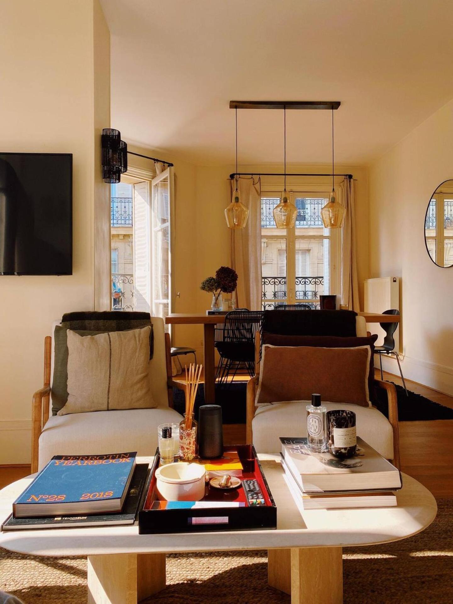 Parisien Baigne De Soleil Apartment Paris